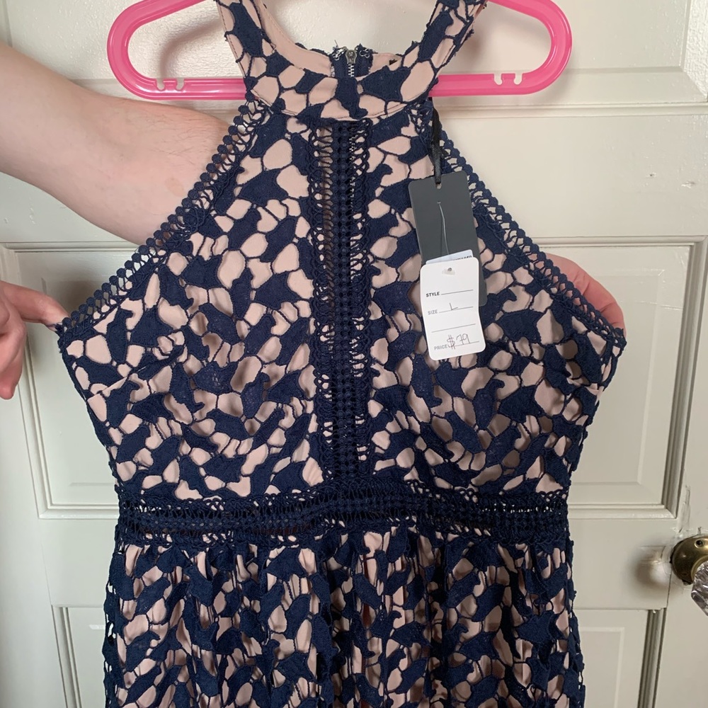 Adorable navy lace dress - Picture 2 of 6